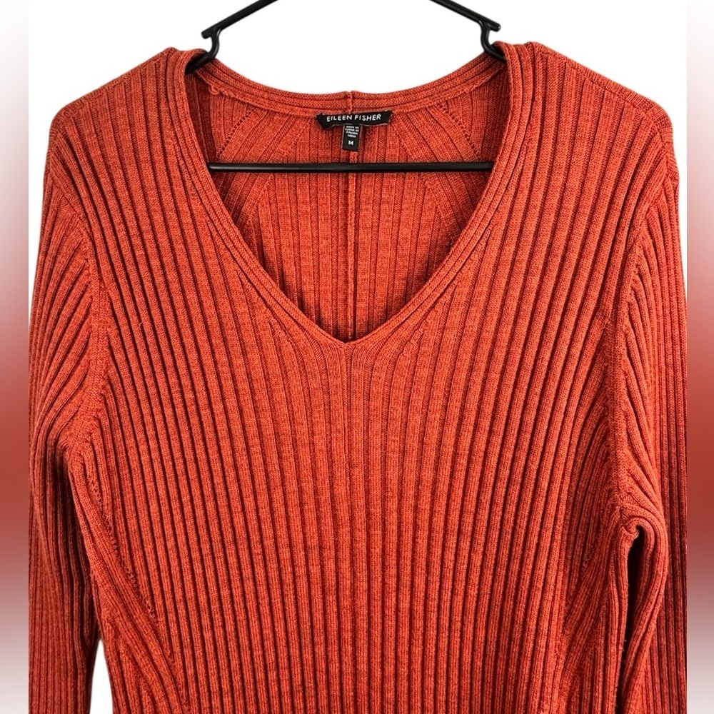 Eileen Fisher Merino wool V-neck Ribbed Tunic Sweater Size M Burnt Orange - Picture 3 of 12